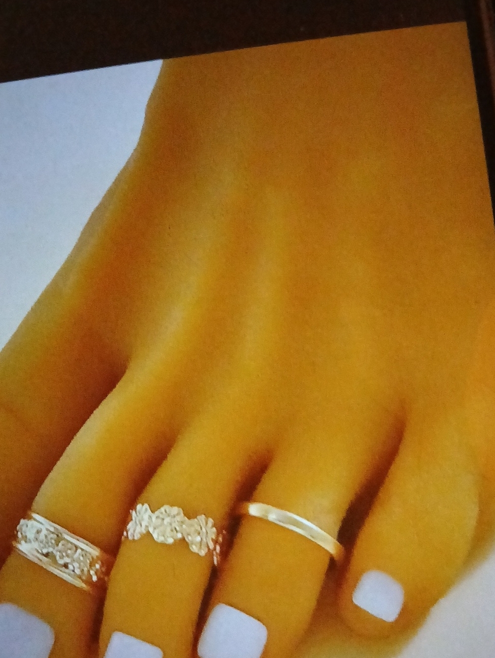 Gold Toe Rings